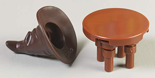sombrero caído de la mesa